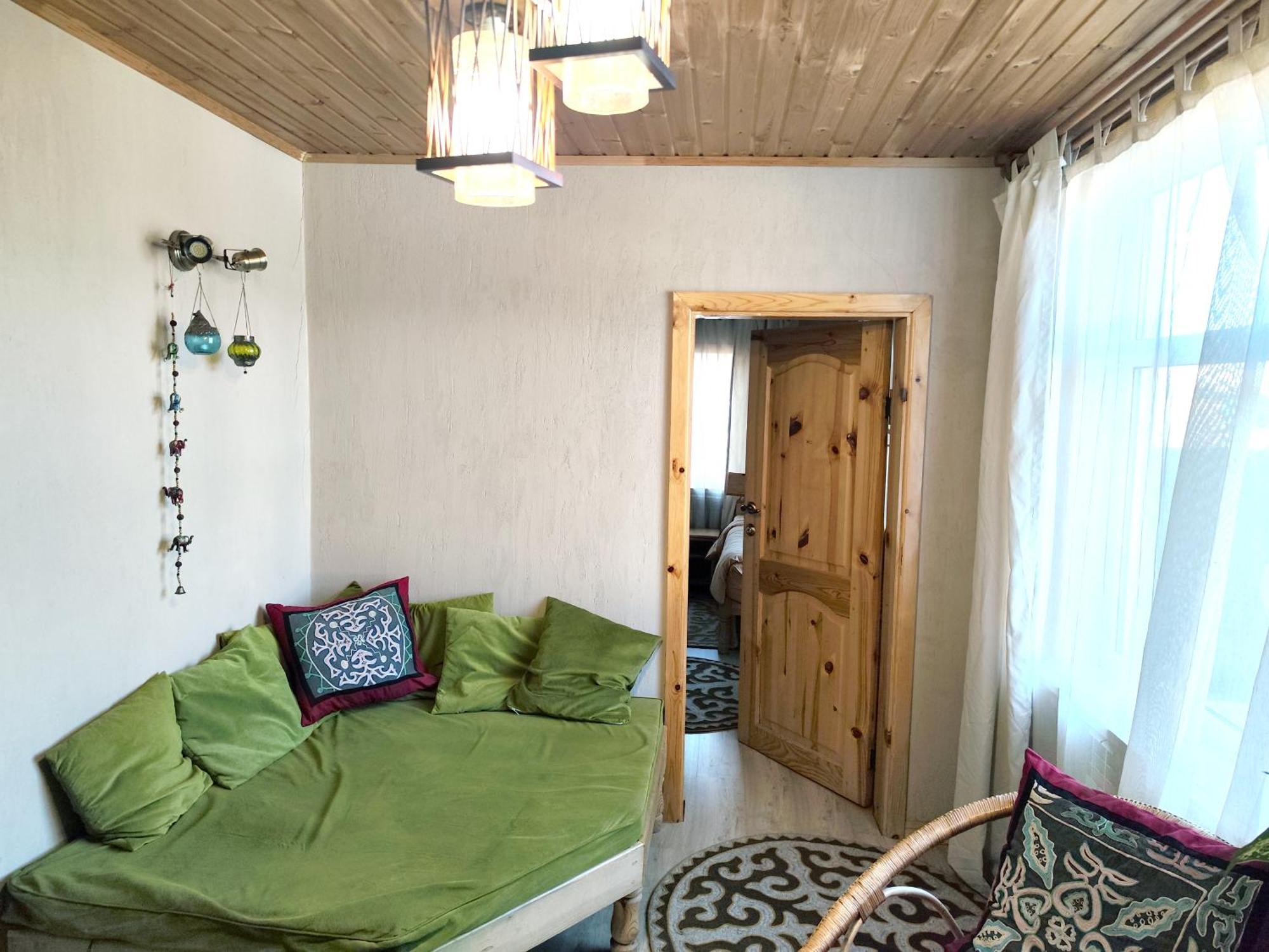 Evergreen Guesthouse Karakol Eksteriør billede